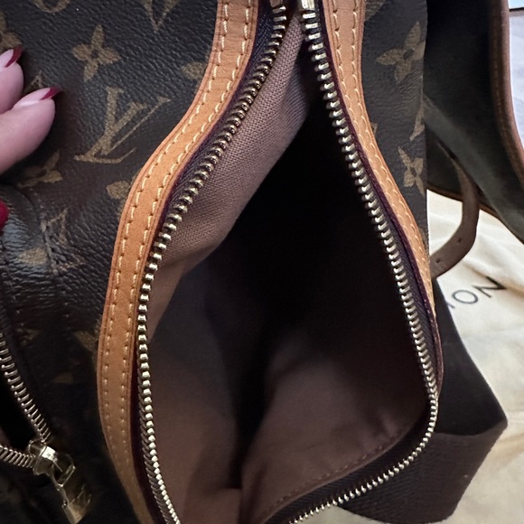 Louis Vuitton Bosphore Backpack - Picture 8 of 16